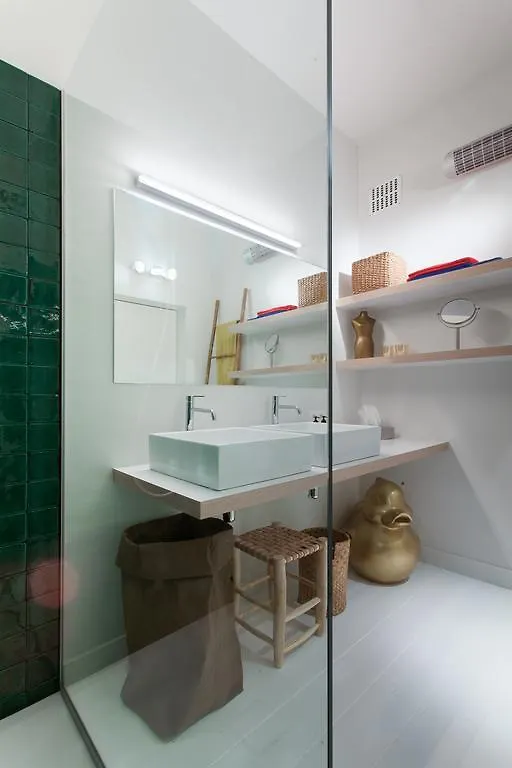 B&B - Apartment - Peace In The City Antwerp Belgium